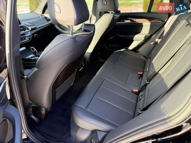 Внедорожник / Кроссовер BMW X3 2019 в Одессе