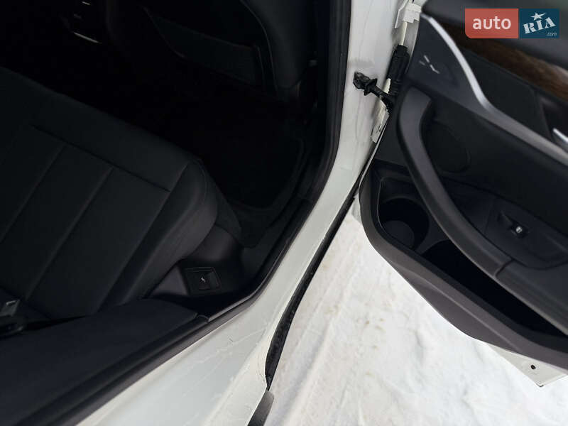 Позашляховик / Кросовер BMW X3 2019 в Кременці