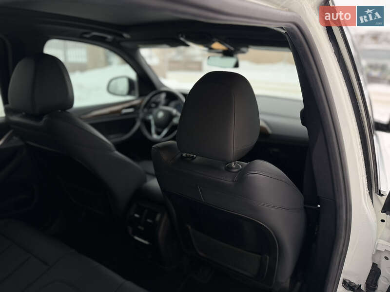 Позашляховик / Кросовер BMW X3 2019 в Кременці