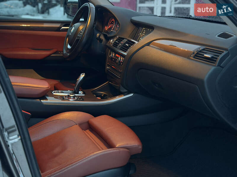 Внедорожник / Кроссовер BMW X3 2011 в Львове