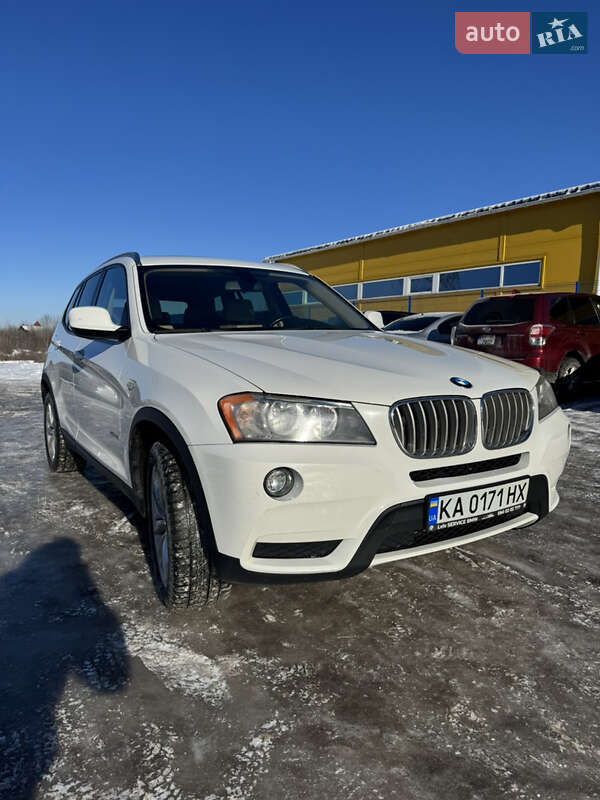 Внедорожник / Кроссовер BMW X3 2013 в Киеве