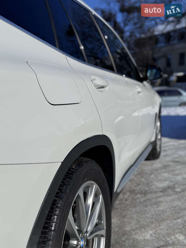 Внедорожник / Кроссовер BMW X3 2018 в Киеве