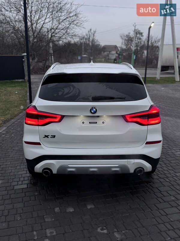 Внедорожник / Кроссовер BMW X3 2018 в Киеве