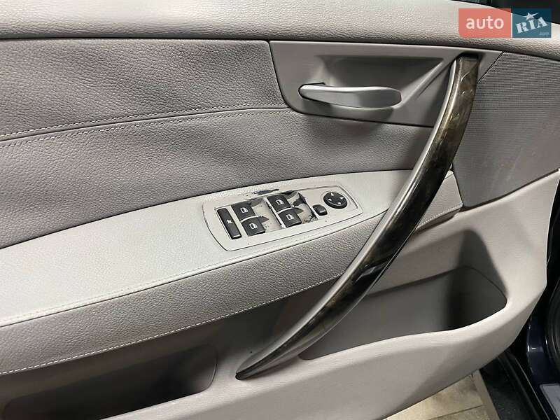 Внедорожник / Кроссовер BMW X3 2007 в Киеве