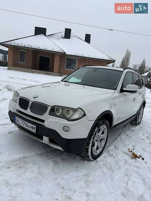 Внедорожник / Кроссовер BMW X3 2010 в Луцке
