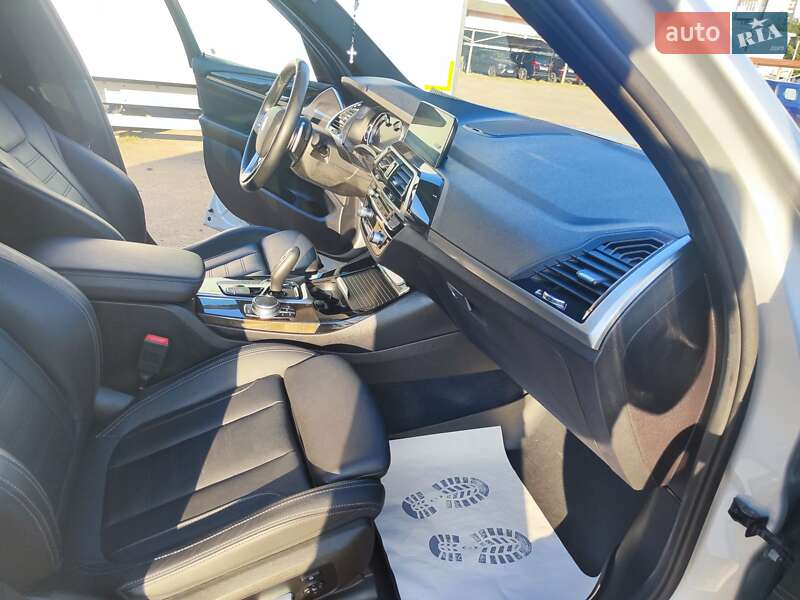 Внедорожник / Кроссовер BMW X3 2018 в Львове фото 10 Внедорожник / Кроссовер BMW X3 2018 в Львове