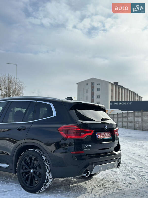 Внедорожник / Кроссовер BMW X3 2018 в Надворной