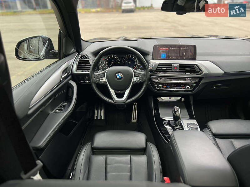 Внедорожник / Кроссовер BMW X3 2018 в Львове
