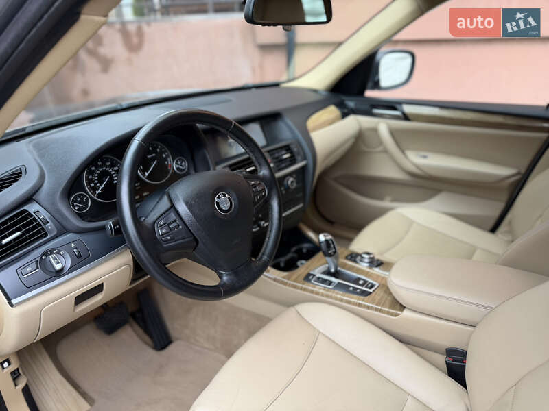 Внедорожник / Кроссовер BMW X3 2013 в Ровно