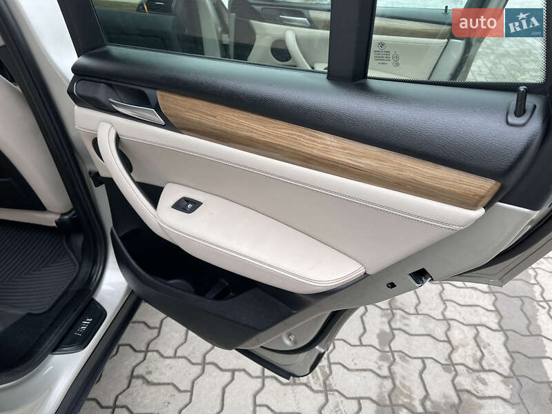 Позашляховик / Кросовер BMW X3 2013 в Володимирі