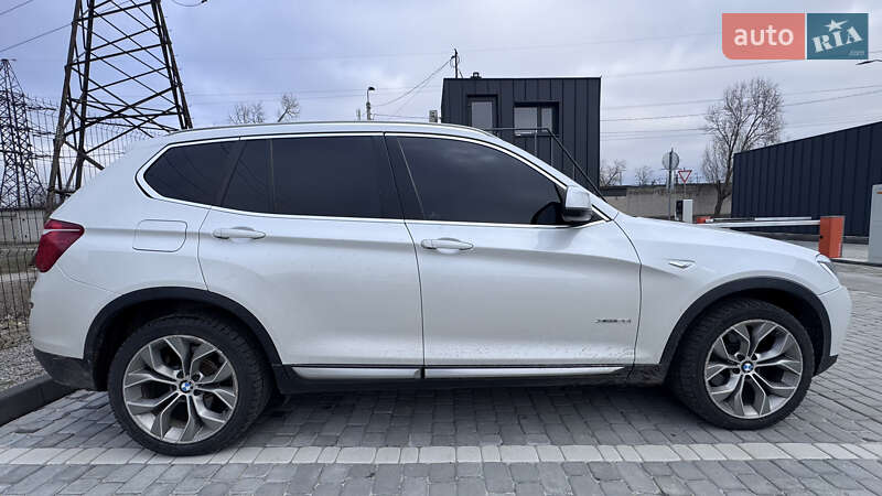 Внедорожник / Кроссовер BMW X3 2016 в Днепре