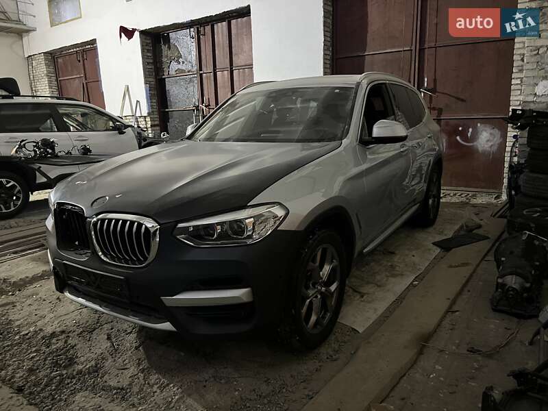 Внедорожник / Кроссовер BMW X3 2021 в Львове