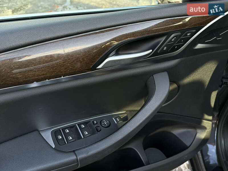 Позашляховик / Кросовер BMW X3 2018 в Стрию