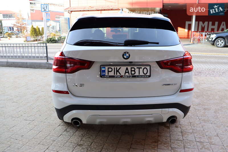 Внедорожник / Кроссовер BMW X3 2019 в Львове