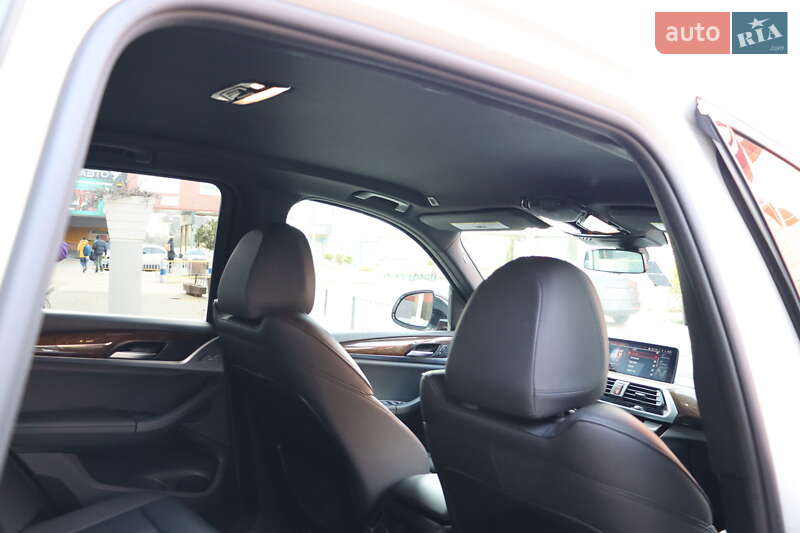 Внедорожник / Кроссовер BMW X3 2019 в Львове