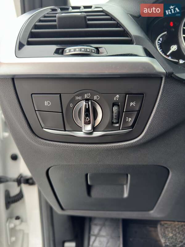 Позашляховик / Кросовер BMW X3 2019 в Сумах фото 23 Позашляховик / Кросовер BMW X3 2019 в Сумах