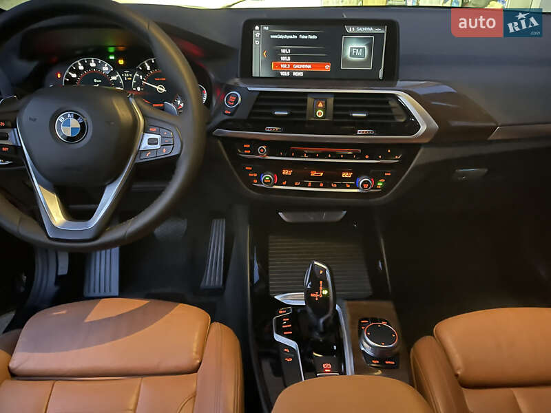 Внедорожник / Кроссовер BMW X3 2018 в Тернополе