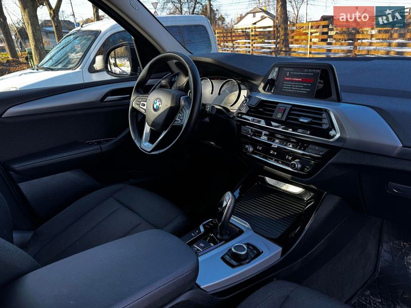 Внедорожник / Кроссовер BMW X3 2018 в Киеве