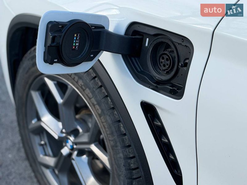 Внедорожник / Кроссовер BMW X3 2021 в Львове