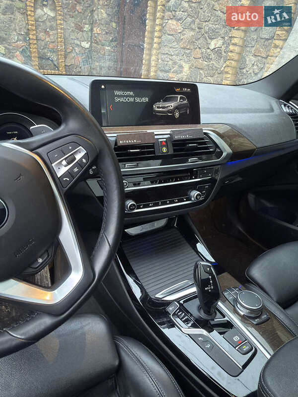 Внедорожник / Кроссовер BMW X3 2018 в Каменском