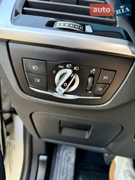 Позашляховик / Кросовер BMW X3 2020 в Новояворівську