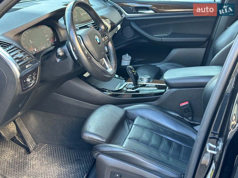 Внедорожник / Кроссовер BMW X3 2020 в Одессе