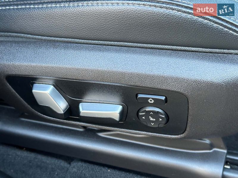 Внедорожник / Кроссовер BMW X3 2020 в Одессе