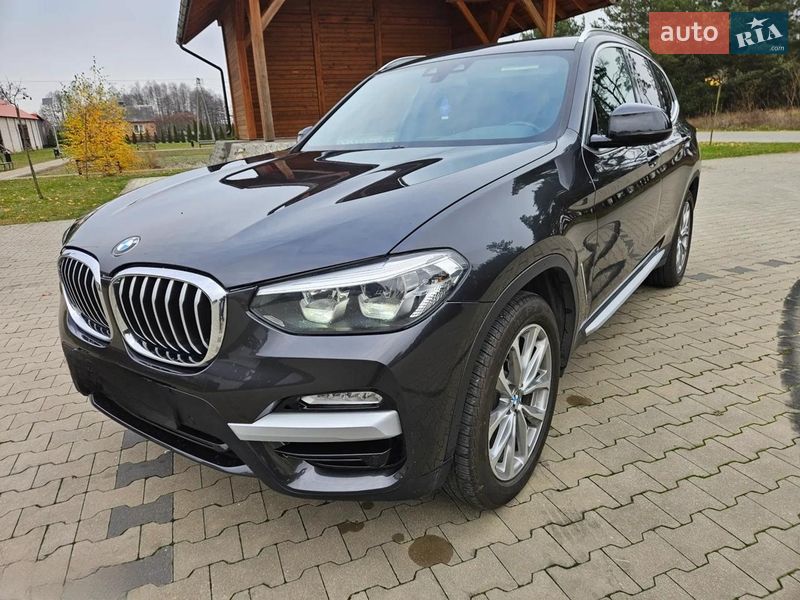 Внедорожник / Кроссовер BMW X3 2019 в Львове
