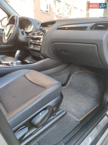 Внедорожник / Кроссовер BMW X3 2015 в Ужгороде