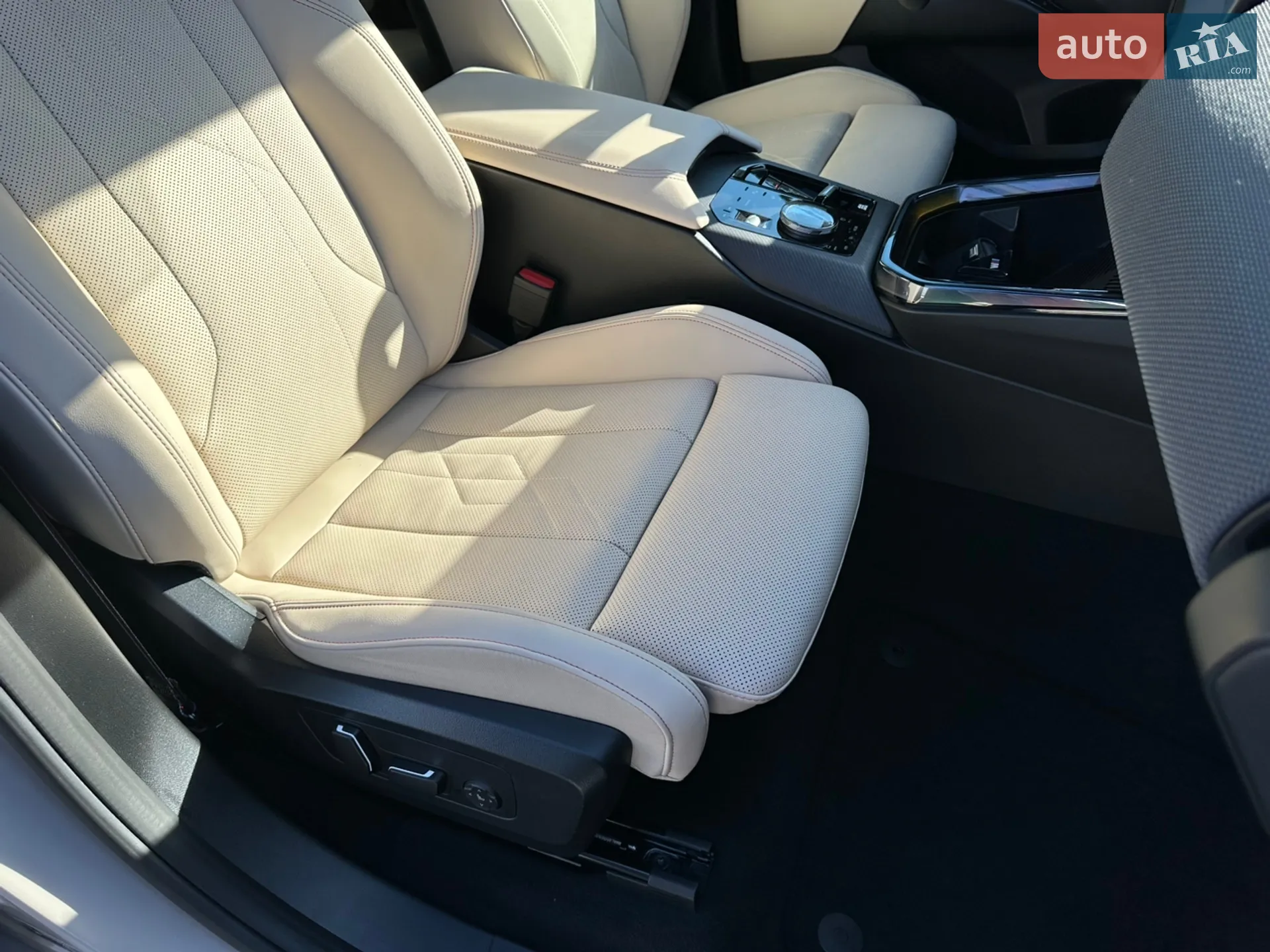 2025 BMW X3 - мініатюра 36