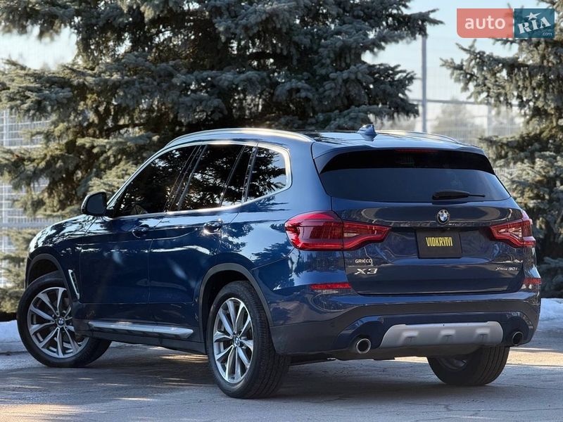 Внедорожник / Кроссовер BMW X3 2018 в Киеве