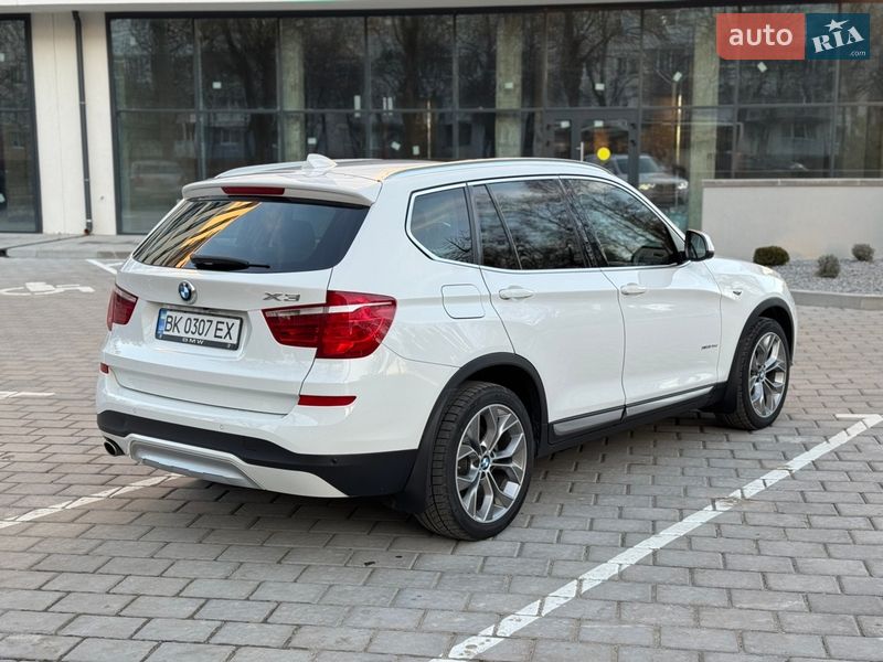 Внедорожник / Кроссовер BMW X3 2015 в Ровно