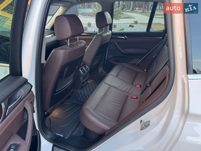Внедорожник / Кроссовер BMW X3 2015 в Ровно