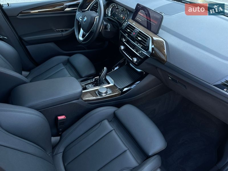 Позашляховик / Кросовер BMW X3 2018 в Кам'янському