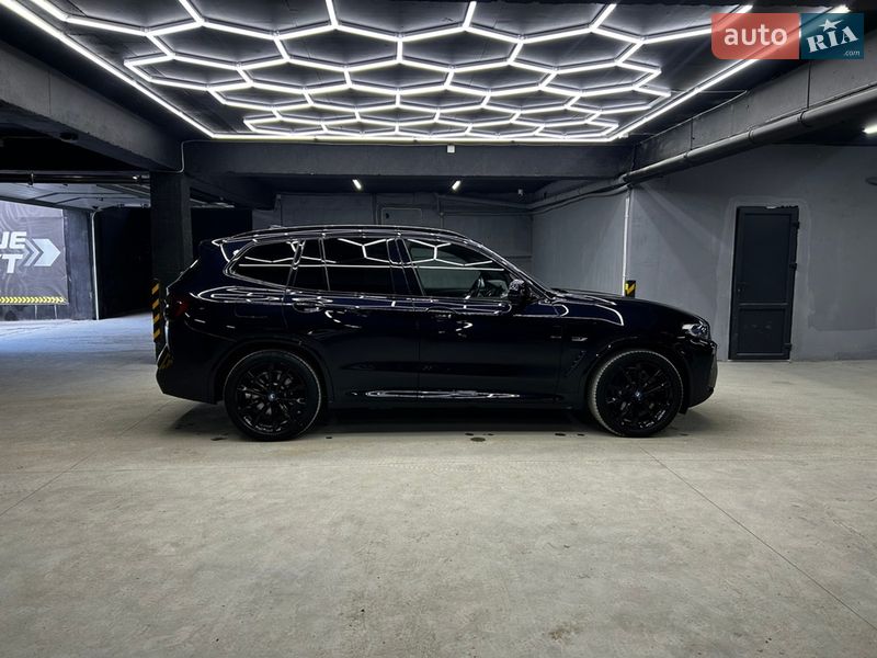 Внедорожник / Кроссовер BMW X3 2021 в Черновцах