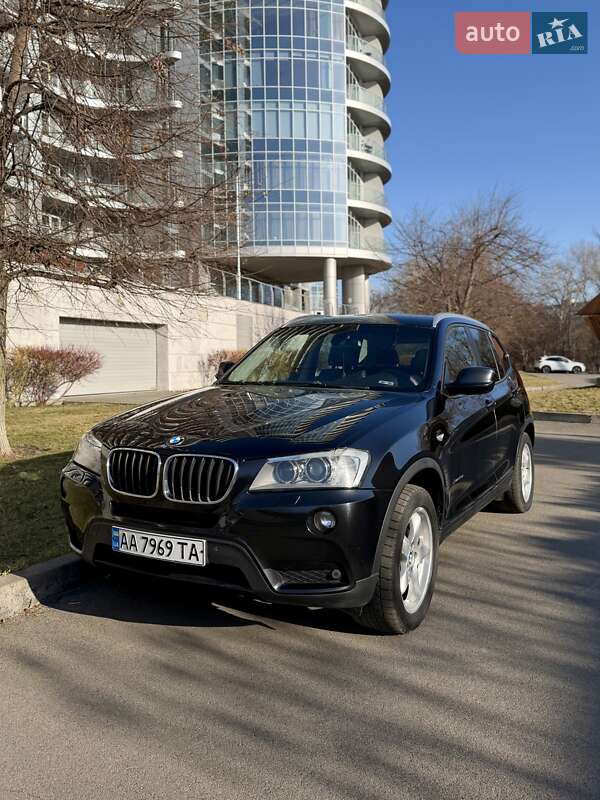 BMW X3 2011