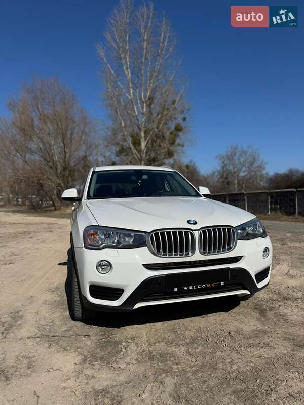 Внедорожник / Кроссовер BMW X3 2016 в Киеве