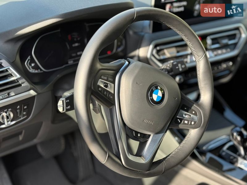 Внедорожник / Кроссовер BMW X3 2022 в Киеве