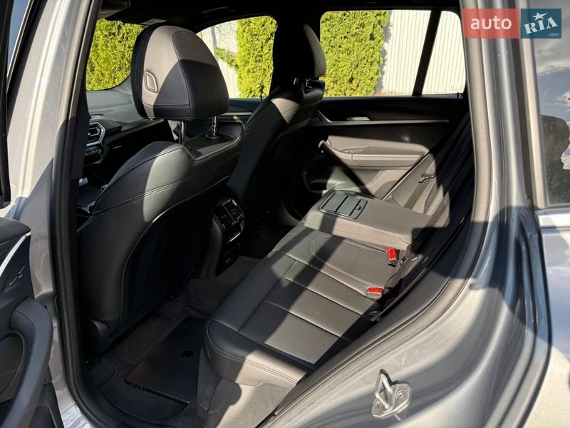 Внедорожник / Кроссовер BMW X3 2022 в Киеве