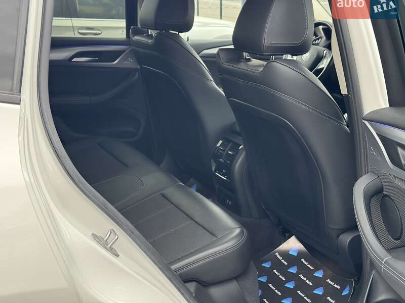Позашляховик / Кросовер BMW X3 2021 в Рівному