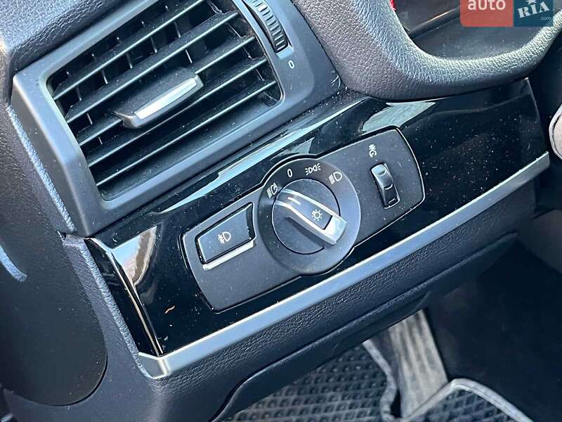 Внедорожник / Кроссовер BMW X3 2014 в Киеве