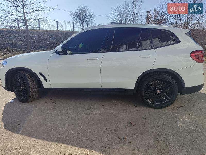 Внедорожник / Кроссовер BMW X3 2020 в Сумах