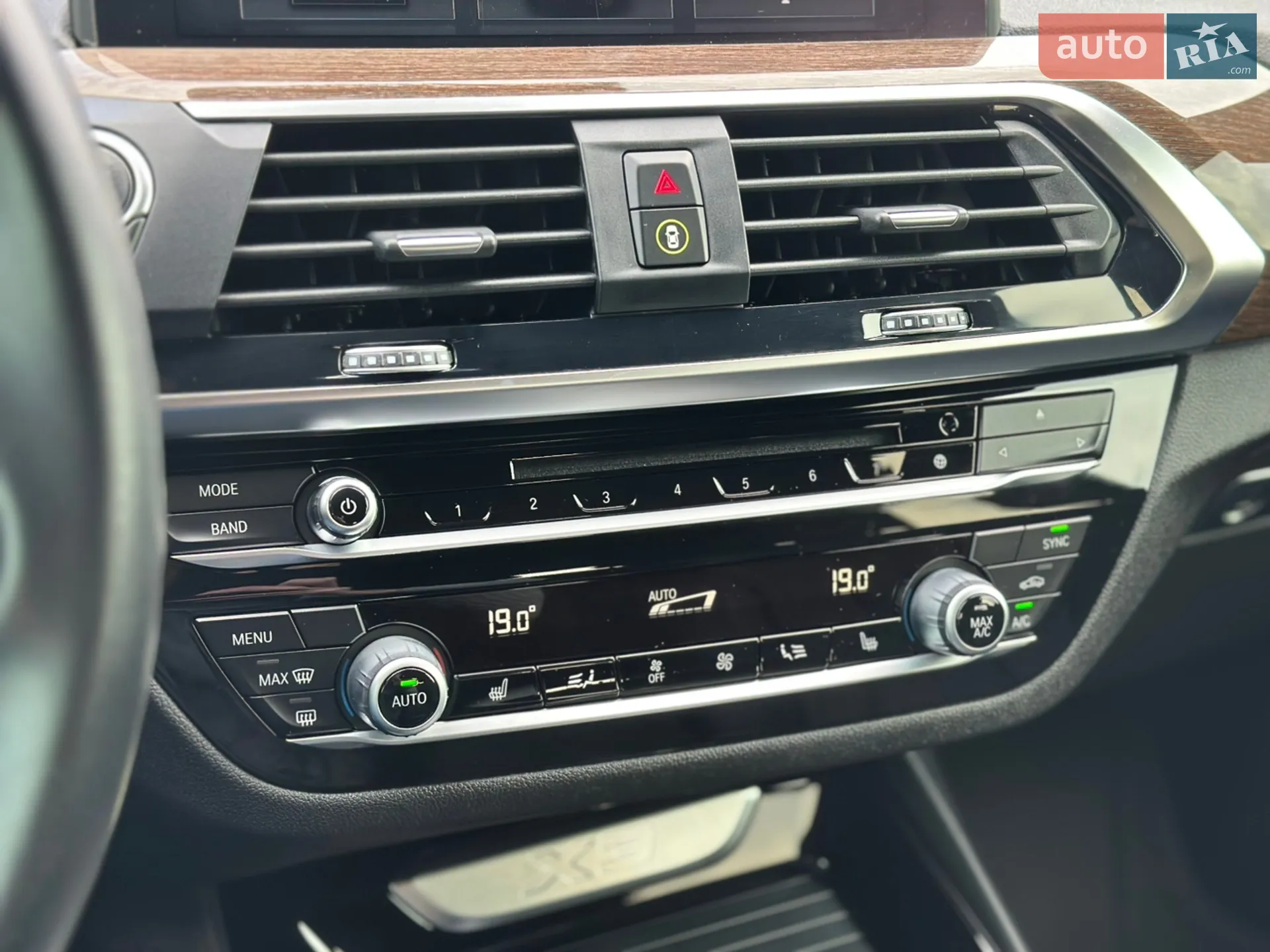 2018 BMW X3 - мініатюра 15