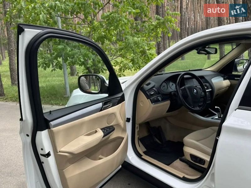 Внедорожник / Кроссовер BMW X3 2013 в Киеве