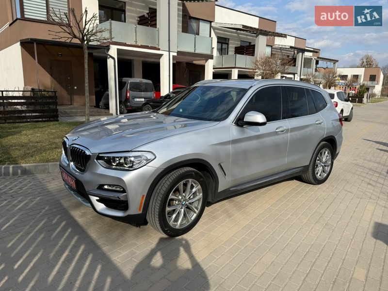 Внедорожник / Кроссовер BMW X3 2019 в Ровно