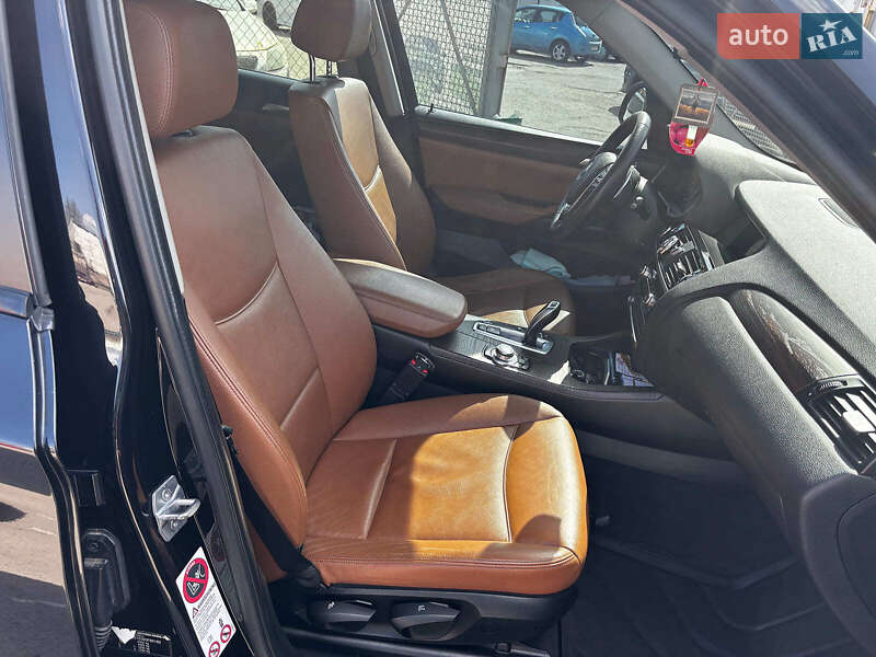 Внедорожник / Кроссовер BMW X3 2014 в Запорожье