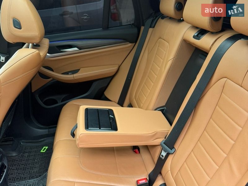 Внедорожник / Кроссовер BMW X3 2021 в Киеве