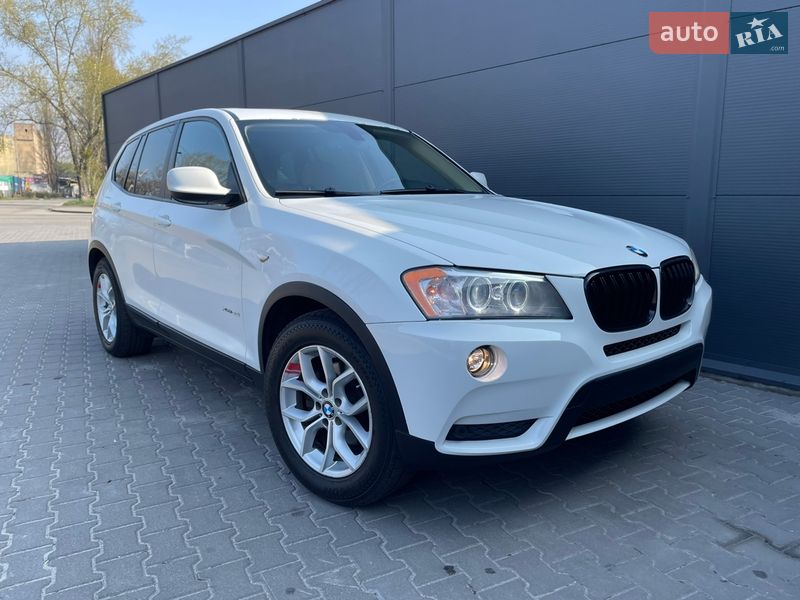 Внедорожник / Кроссовер BMW X3 2014 в Киеве