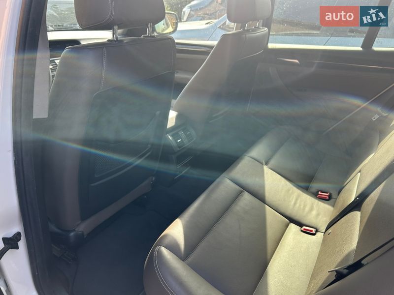 Позашляховик / Кросовер BMW X3 2014 в Володимирі фото 9 Позашляховик / Кросовер BMW X3 2014 в Володимирі