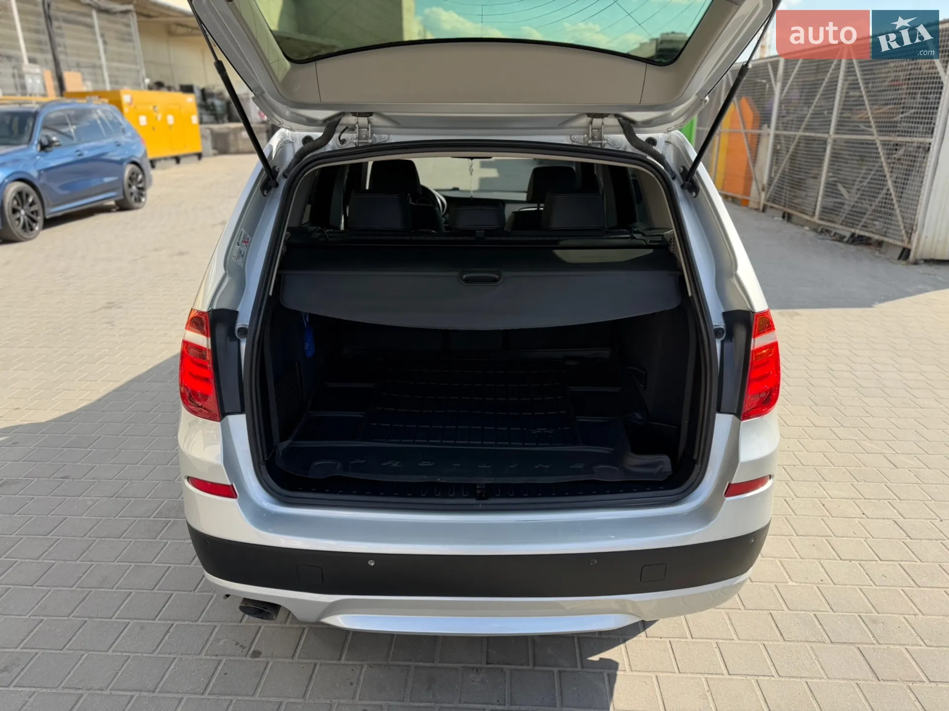 2011 BMW X3 - мініатюра 21